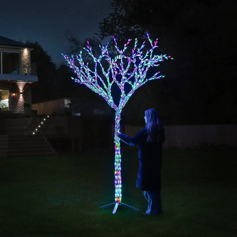 2.7m Outdoor LED Tree with Remote Control - Adjustable Colours