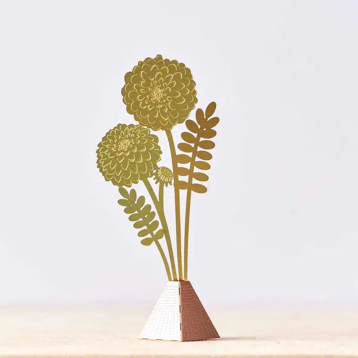 Dahlia Tiny Bouquet - Brass (gold)