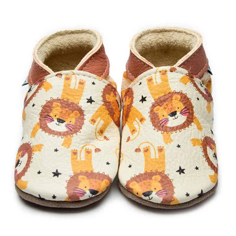Inch Blue Shoes - Roar