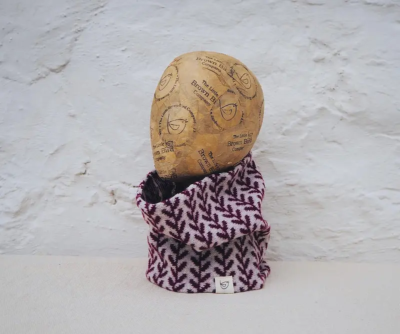 Maroon Wool Snood - Running Leaf Pattern
